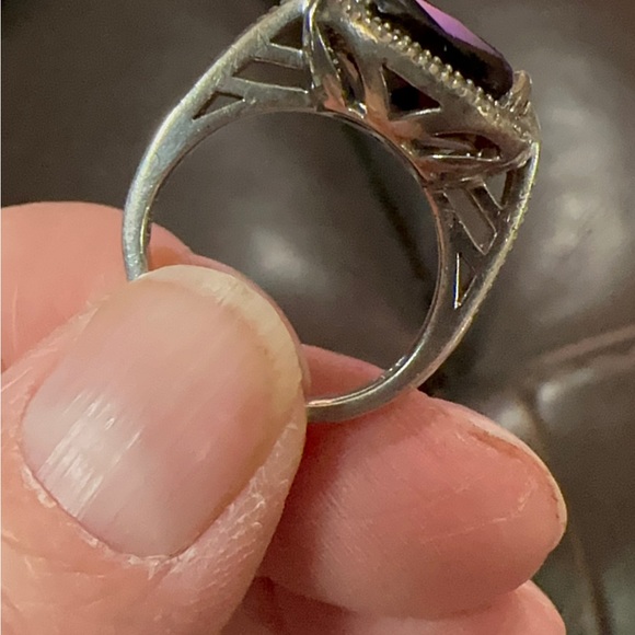 Onyx and diamond sterling silver ring. Size 7.5 - Picture 11 of 12